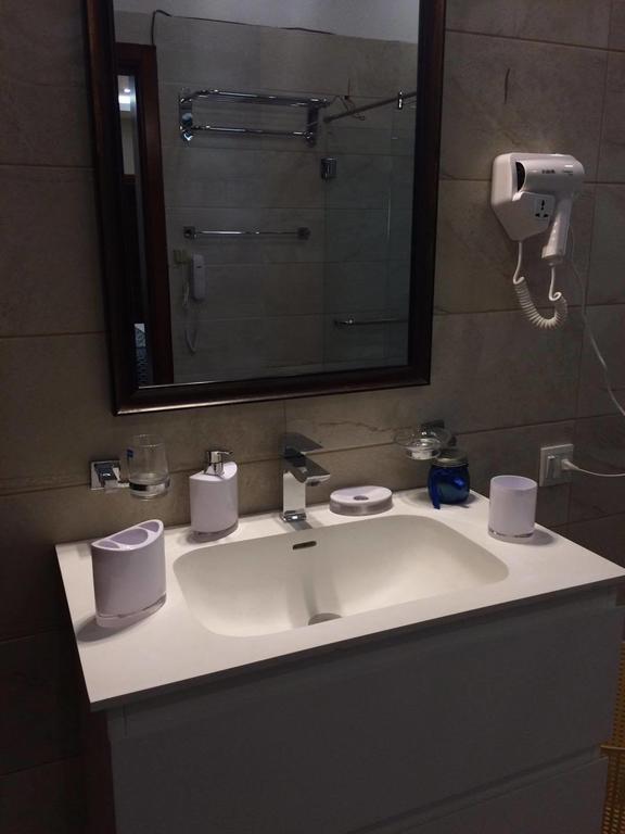 קראצ'י Orchards Cottage Hotel מראה חיצוני תמונה